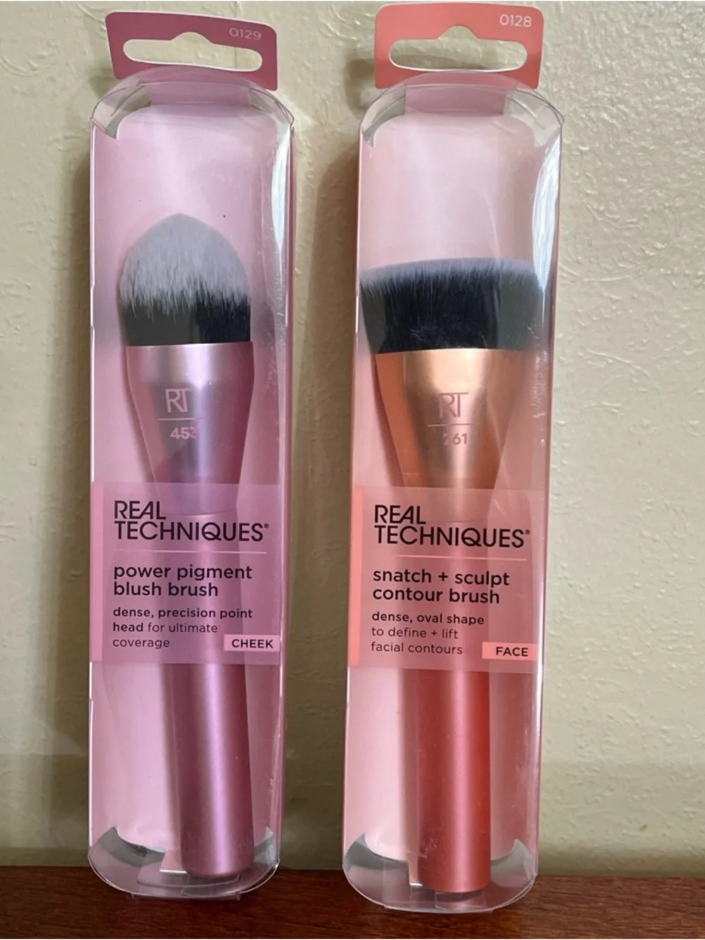 Real Techniques power pigment blush brush and snatch + sculpt contour brush